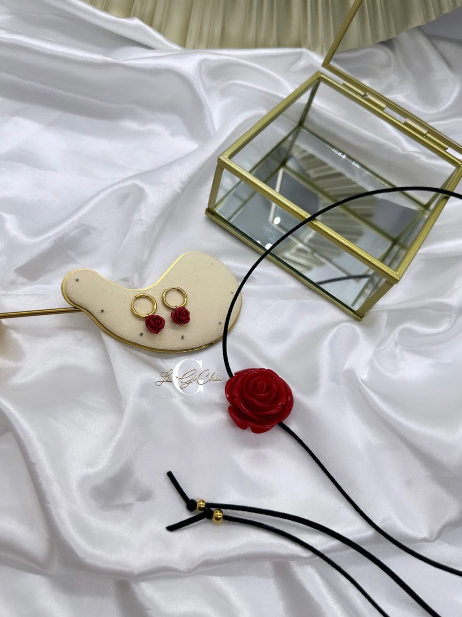 Collana : choker “ROSA”