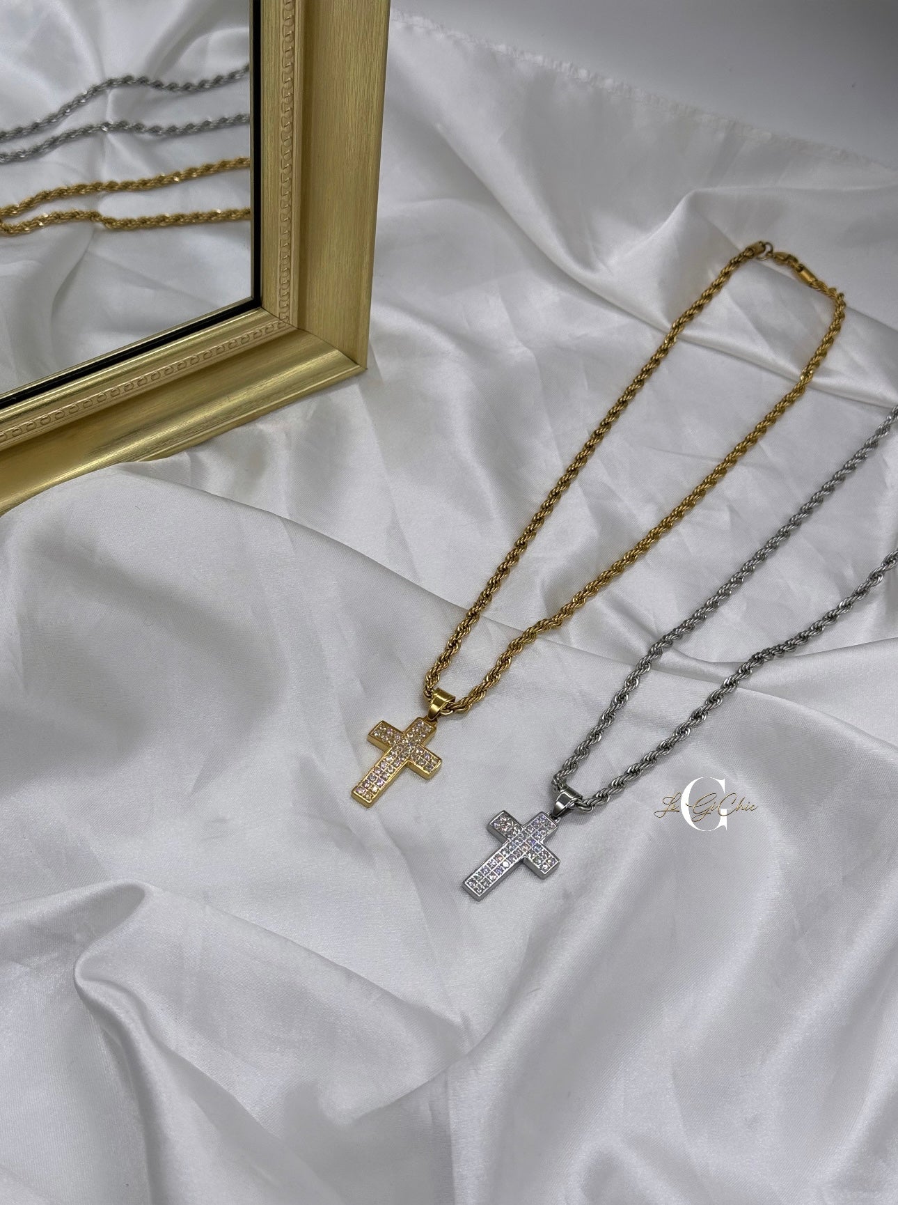 Collana “Croce Deluxe”