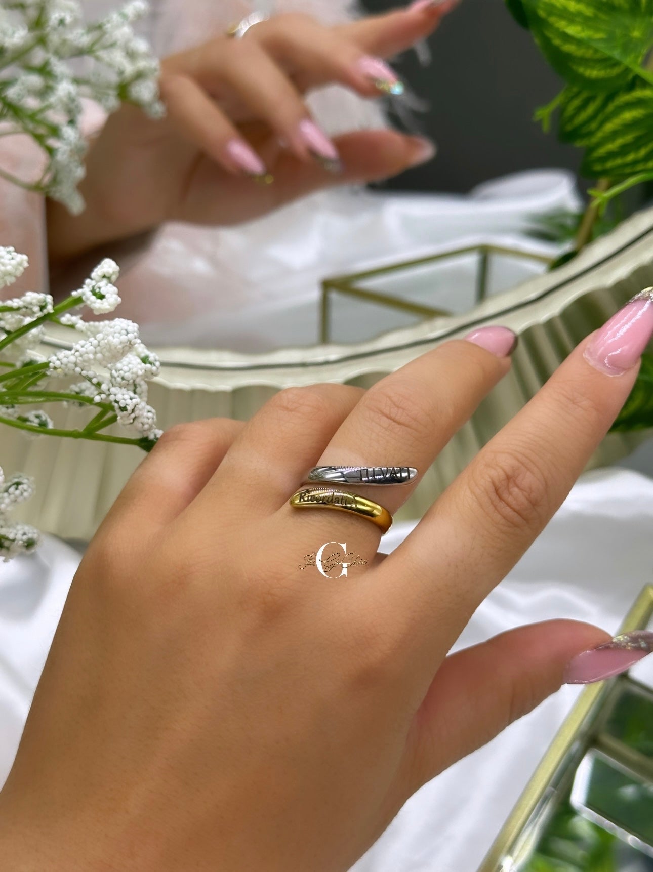 Anello “Contrariè”