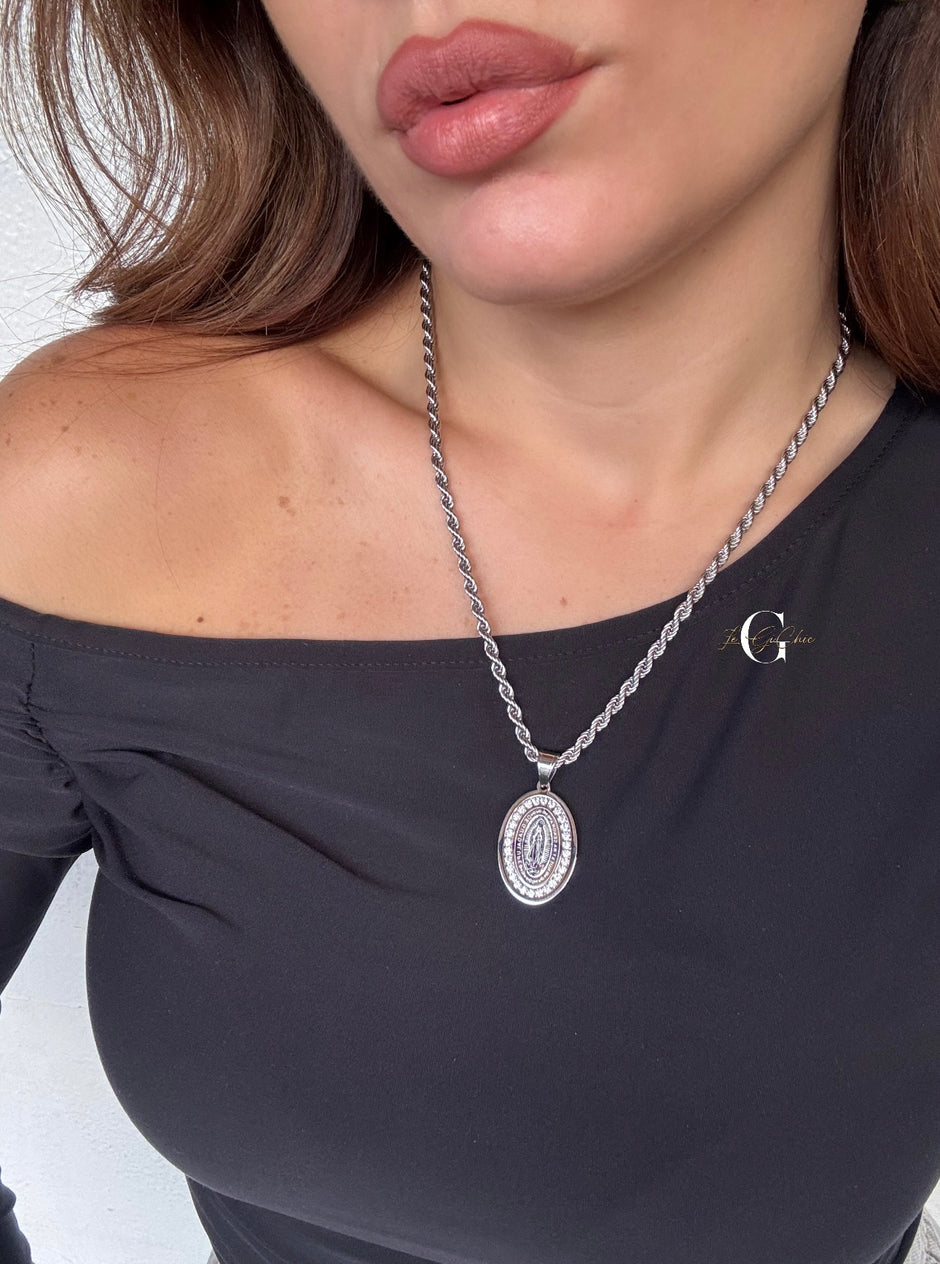 Collana “Virgin De Guadalupe”