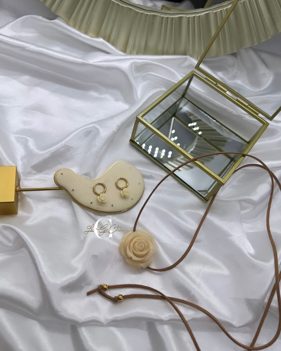 Collana : choker “ROSA”