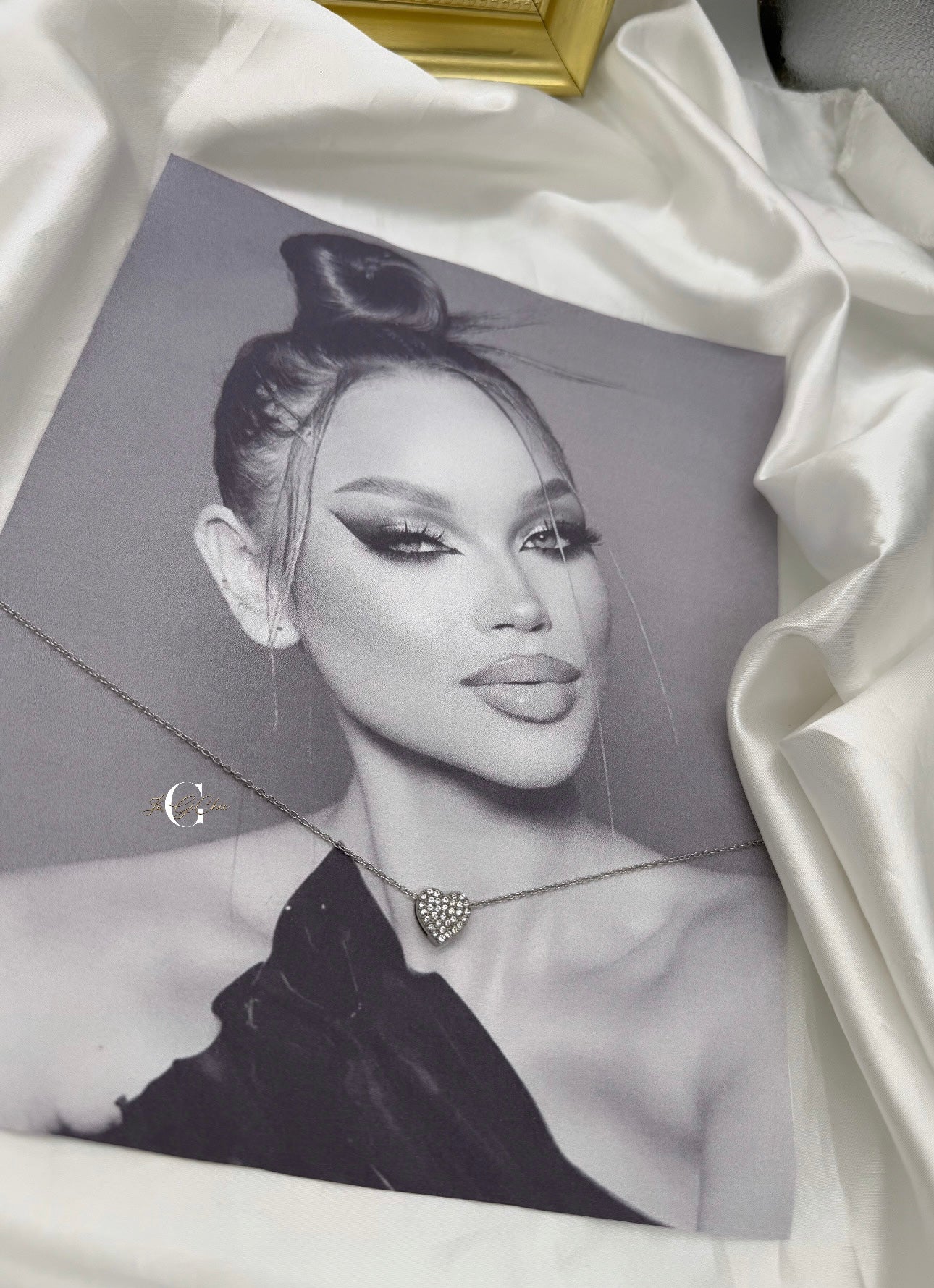 Choker “Heart” + (laccio in omaggio)