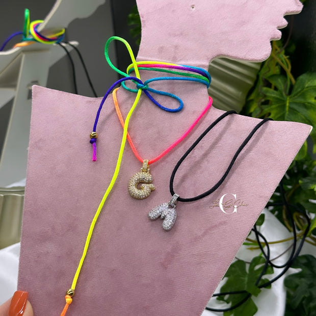 Collana laccio con “Letter Bubble”