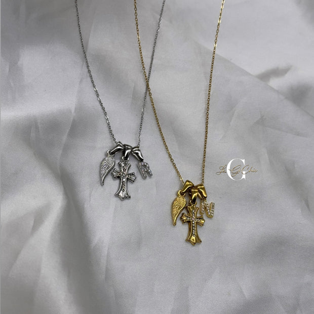 Collana “Ali, croce e iniziale”