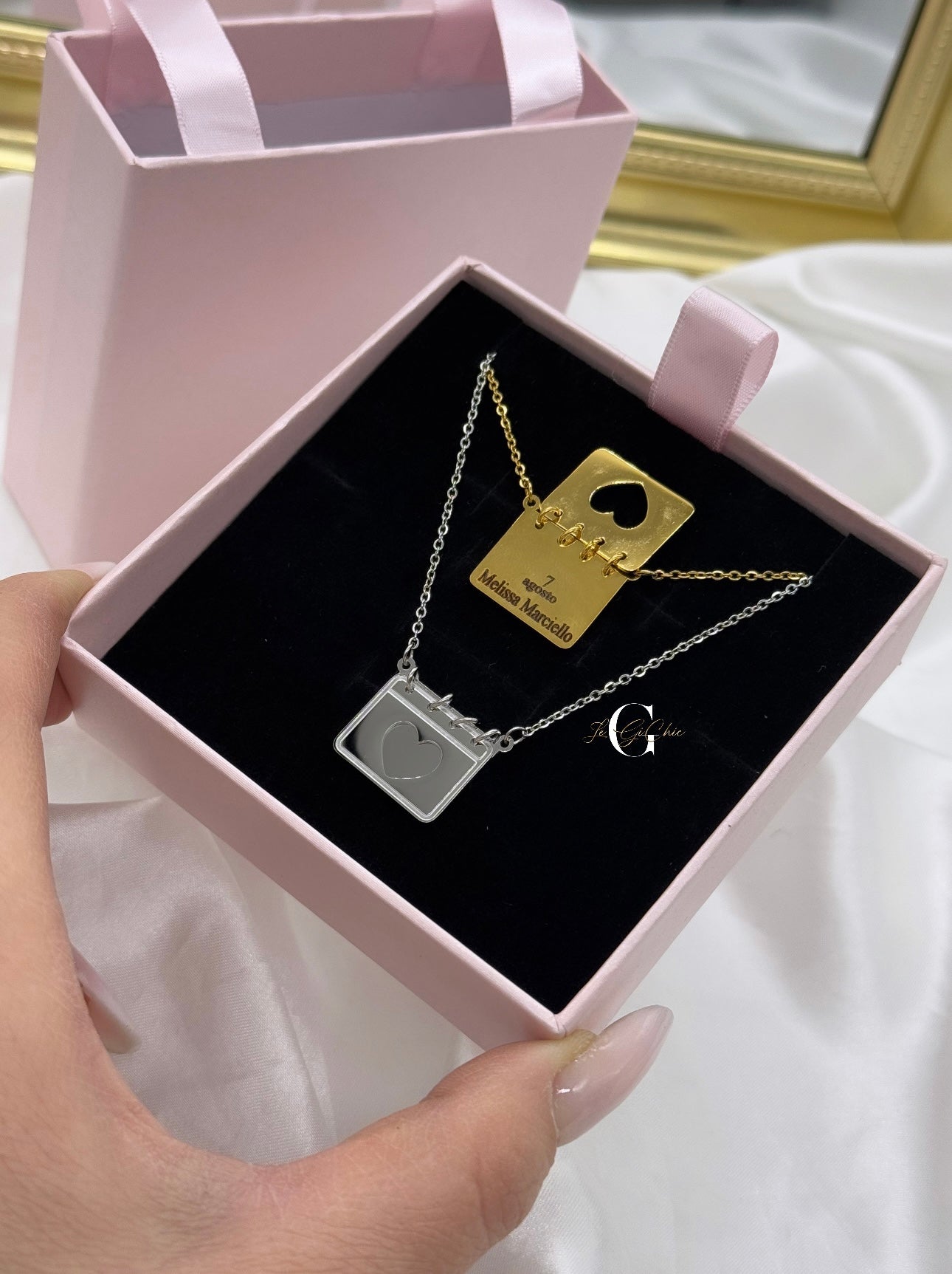 Collana “Calendario con cuore”