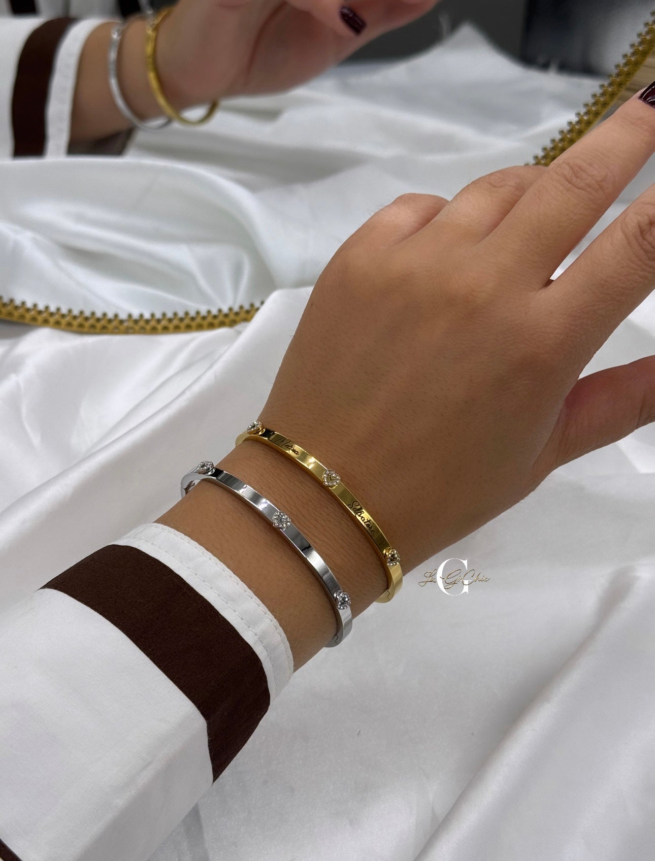 Bracciale “rigido con 3 cuori”