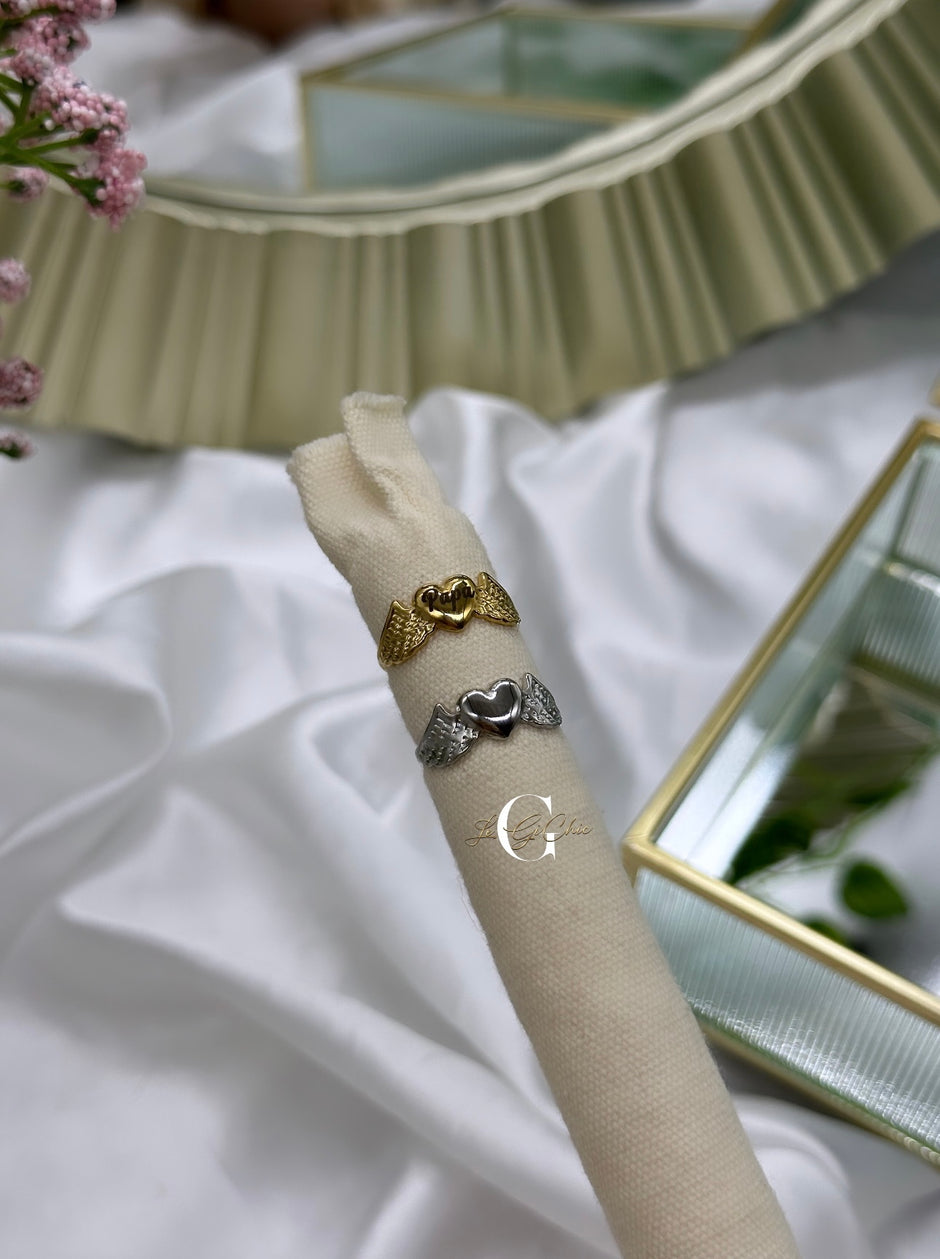 Anello “Cuore con ali”