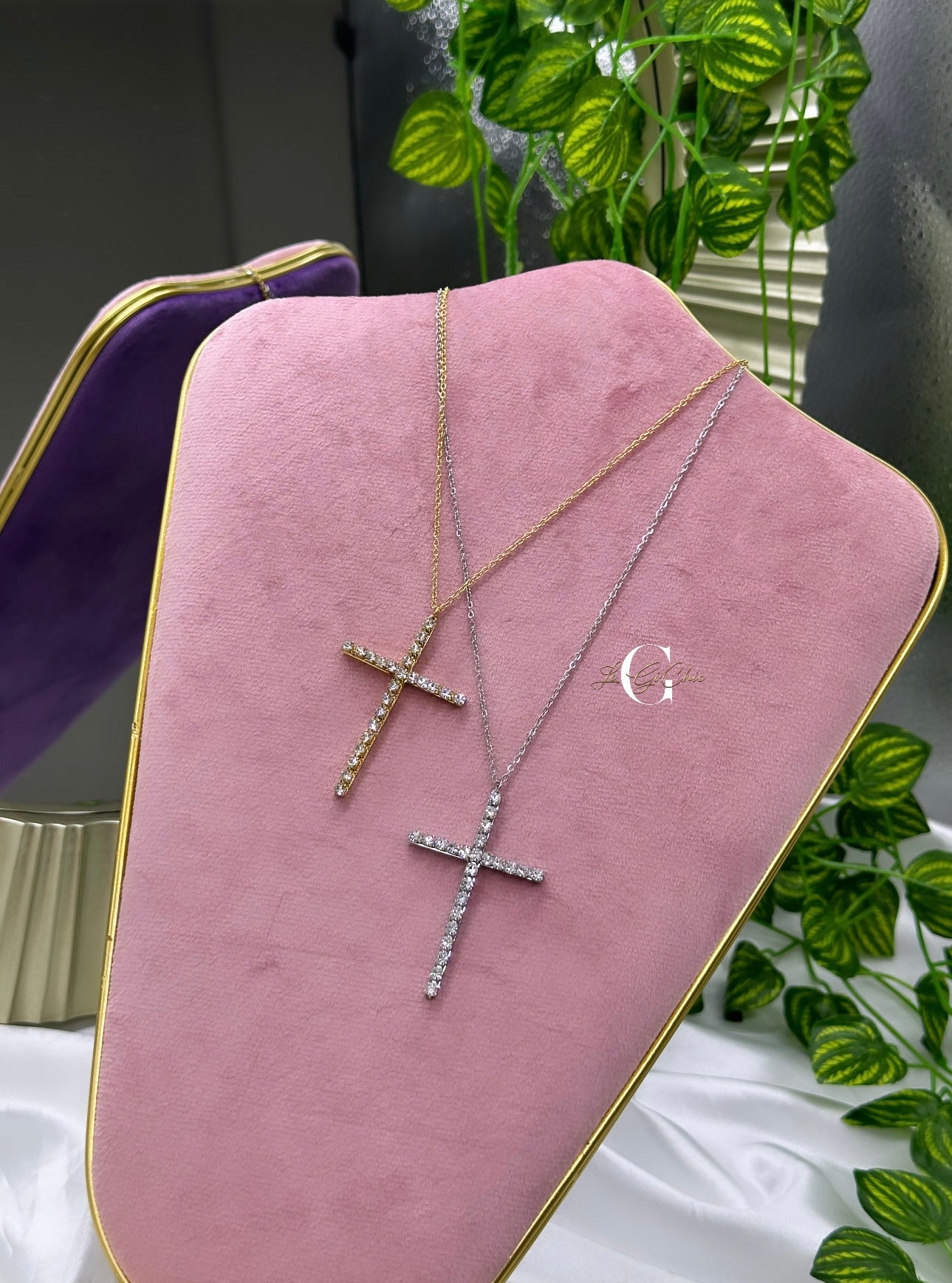 Collana “Maxi croce”