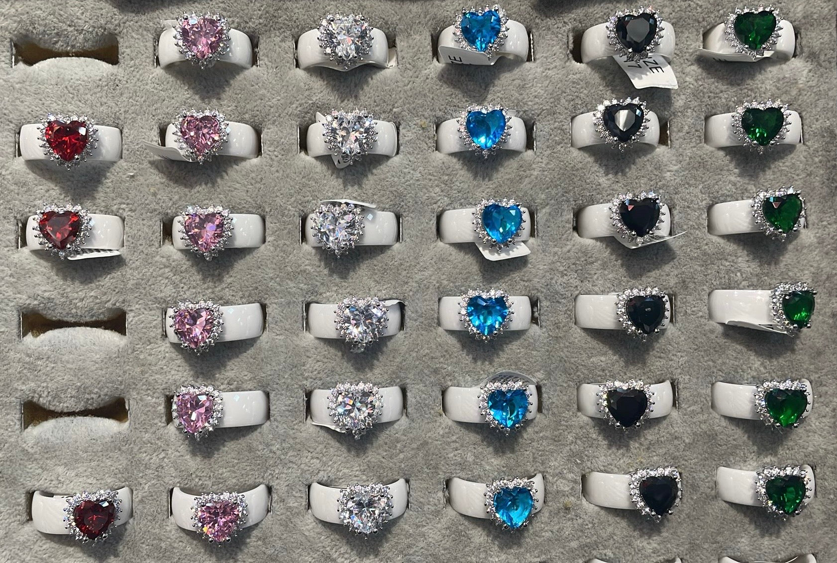 Anello in “Ceramica con cuore”